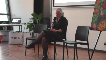 Miniatura wideo „12 miesięcy”